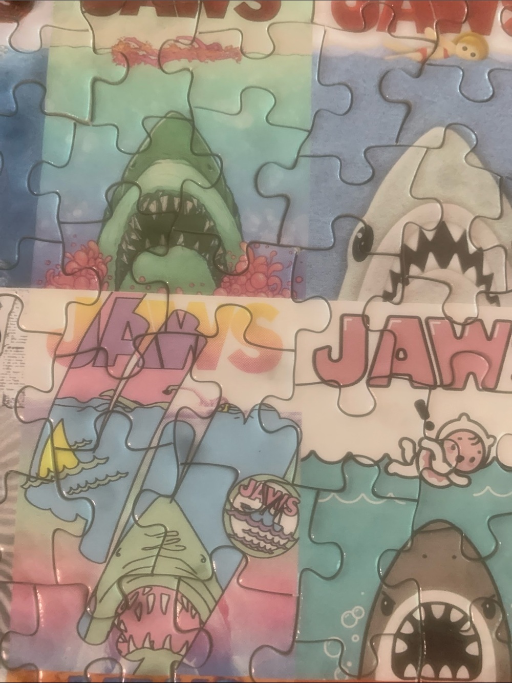 Puzzle by Aquarius. 500ct. Jaws 50th Anniversary - Picture 4 of 7
